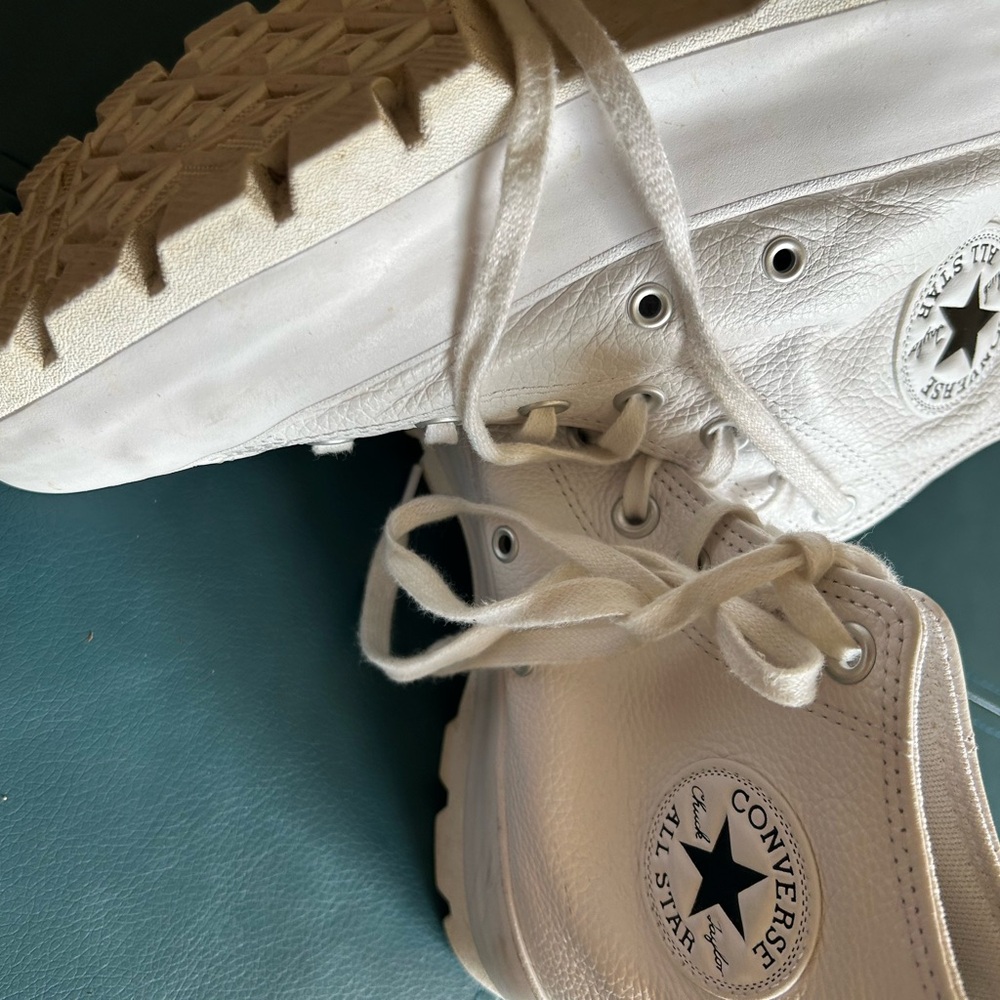 Converse Leather White Sneakers - Picture 3 of 4